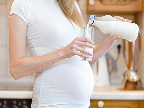 Các loại sữa dành cho bà bầu 3 tháng đầu mẹ nên biết
